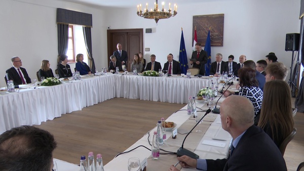 Regionális jogi kerekasztal Majkon